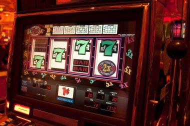 sulebet alternatif Sic Bo live dealer table interface showing dice roll outcome and real-time betting options